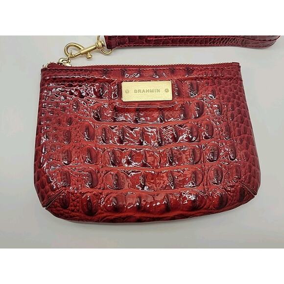 BRAHMIN Melbourne Betty Lacquer Red Glossy Zip Wristlet Clutch Red NWOT Has Card - Picture 2 of 16